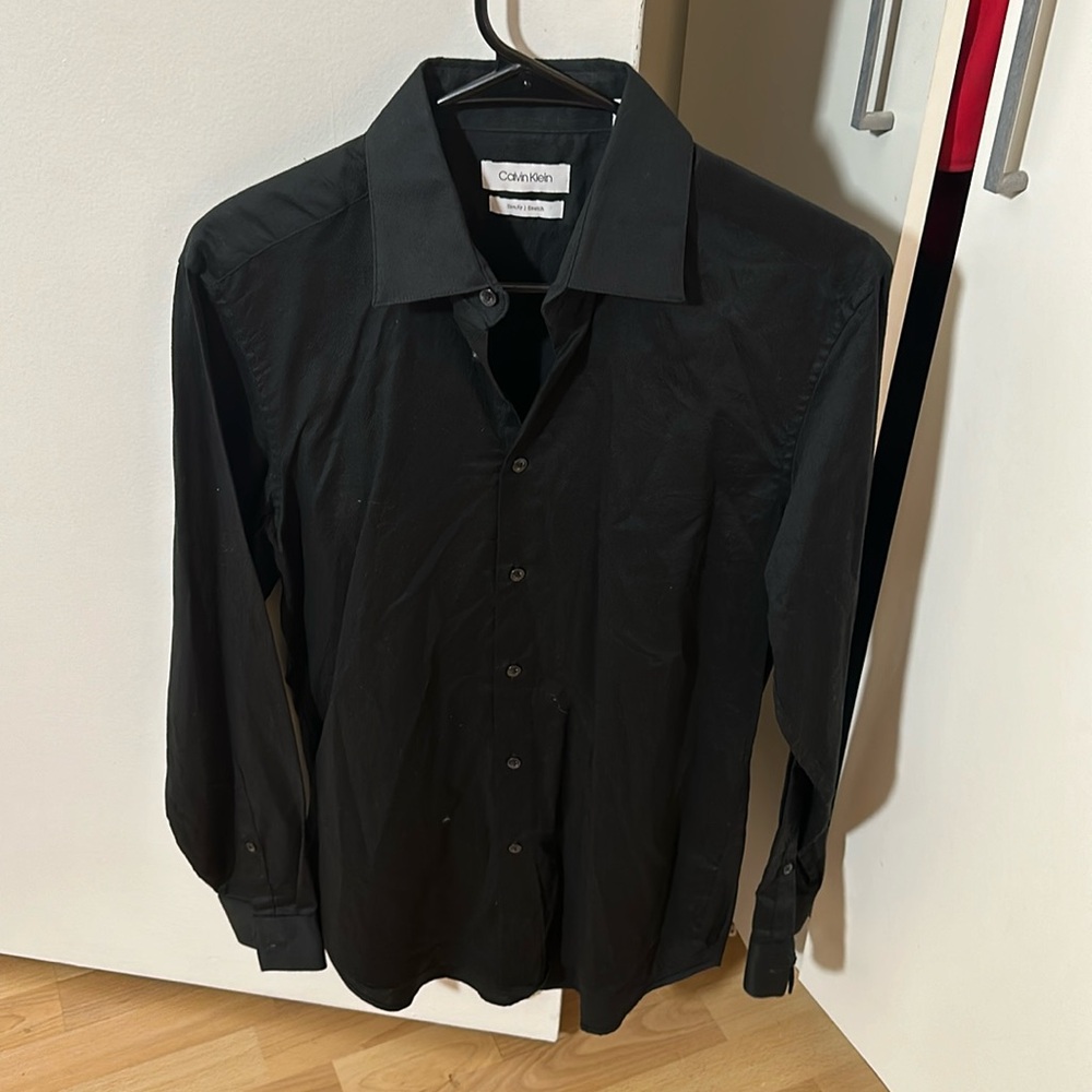 Calvin Klein Black Button Down 15 32/33